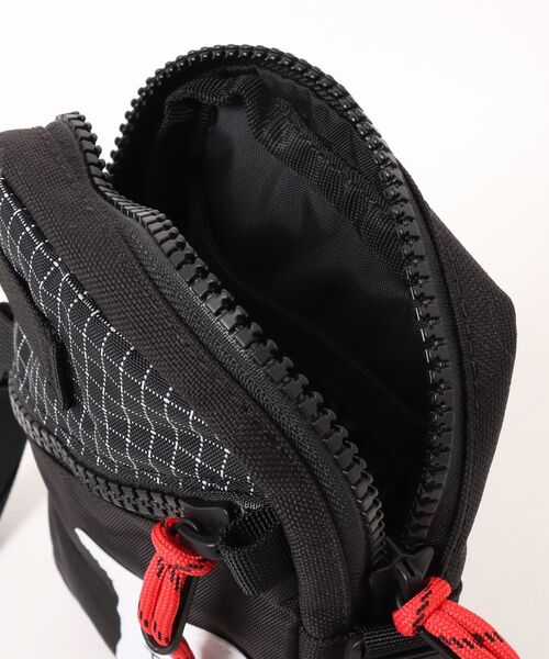 TOPO DESIGNS(トポデザインズ)の「GO OUT掲載モデル【TOPO DESIGNS】MINI SHOULDER BAG/ミニショルダーバッグ(ショルダーバッグ・レディース・ブラウン/アイボリー/ホワイト系/ブラック/ブラウン系/ブラック系/ブルー系/ブルー系1/レッドパープル/グレー系・ONE SIZE)」の14枚目の写真