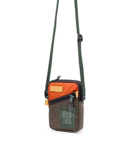 TOPO DESIGNS(トポデザインズ)の「GO OUT掲載モデル【TOPO DESIGNS】MINI SHOULDER BAG 2WAYショルダーバッグ(ショルダーバッグ・レディース・ブラウン/アイボリー/ホワイト系/ブラック/ブラウン系/ブラック系/ブルー系/ブルー系1/レッドパープル/グレー系・ONE SIZE)」の8枚目の写真