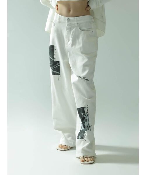 :ETHROF(イーサオブ)の「GRAPHIC STRAIGHT DENIM PANTS(デニムパンツ・レディース・オフホワイト/チャコール・FREE)」の11枚目の写真