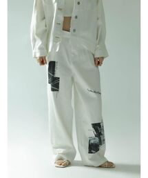 GRAPHIC STRAIGHT DENIM PANTS