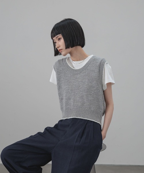 LOWRYS FARM(ローリーズファーム)の「ハイショクバックボタンベスト 638452(ベスト・レディース・グレー/ブラック/レッド/ホワイト・FREE)」の22枚目の写真