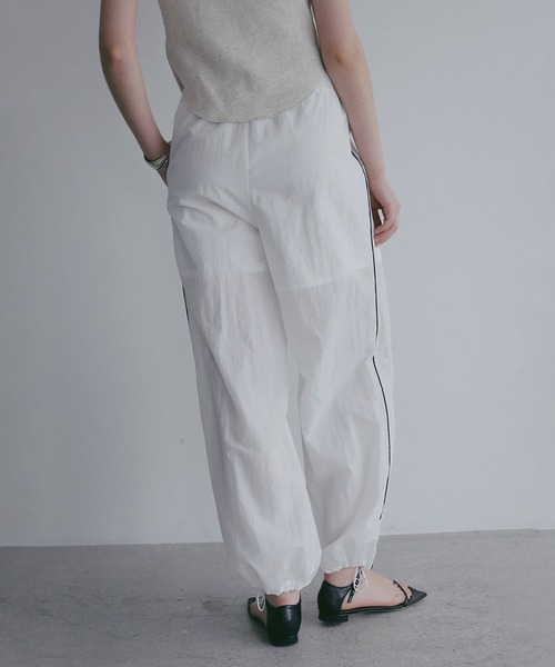 MANOF(マノフ)の「ACTIVE 2WAY WIDE PANTS(その他パンツ・レディース・ブラック/オレンジ/ホワイト・M/S)」の7枚目の写真