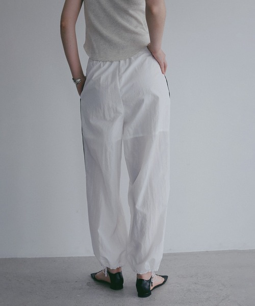 MANOF(マノフ)の「ACTIVE 2WAY WIDE PANTS(その他パンツ・レディース・ブラック/オレンジ/ホワイト・M/S)」の8枚目の写真