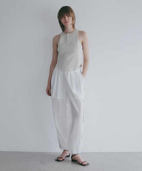 MANOF(マノフ)の「ACTIVE 2WAY WIDE PANTS(その他パンツ・レディース・ブラック/オレンジ/ホワイト・M/S)」の5枚目の写真