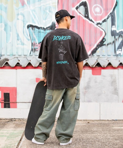 DC SHOES(ディーシーシューズ)の「DC SHOES メンズ 26 SKATE SKULL SS Tシャツ 【2026年春夏モデル】/バックプリント半袖Tシャツ(Tシャツ/カットソー・メンズ・ホワイト/ブラック/ブラック系その他/スミクロ・MEDIUM/LARGE/X-LARGE)」の6枚目の写真