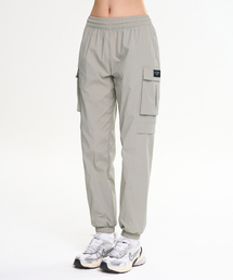 LAZYBEE（レイジービー）の「ストレッチ4ポケットカーゴジョガーパンツデイリー登山運動スポーツパンツWサンドグレー（スウェットパンツ）」