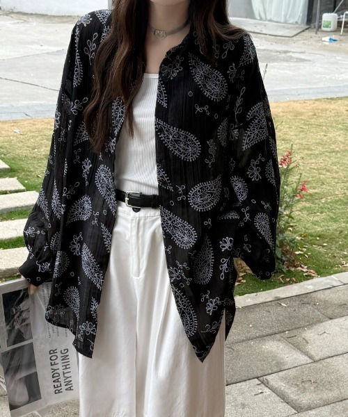 Aelina(エリナ)の「刺繍パンチングレースシャツ(シャツ/ブラウス・レディース・ホワイト/ピンク/グリーン/パープル/ブルー/ブラック・FREE)」の2枚目の写真