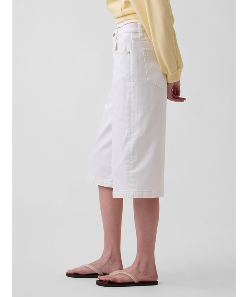 GAP（ギャップ）の「ハイライズ キュロットデニム ホワイト（デニムパンツ・レディース・ホワイト・26/25/24/23/30/28/27/29）」の2枚目の写真
