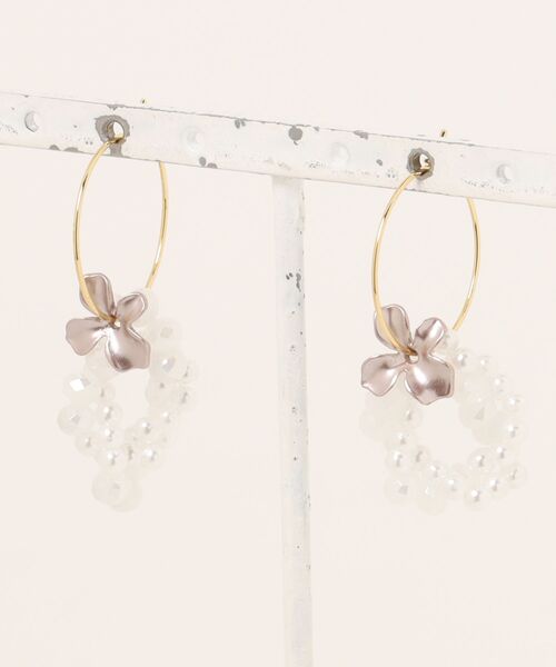 tone(トーン)の「【popochi】上品 ビーズパール フープピアス くすみ 大人アクセサリー(MA)(ピアス(両耳用)・レディース・ホワイト系/ゴールド系/ゴールド系2/ゴールド系3・FREE)」の3枚目の写真