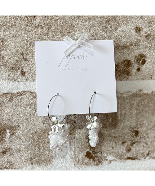 tone(トーン)の「【popochi】上品 ビーズパール フープピアス くすみ 大人アクセサリー(MA)(ピアス(両耳用)・レディース・ホワイト系/ゴールド系/ゴールド系2/ゴールド系3・FREE)」の7枚目の写真