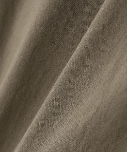 MARGARET HOWELL（マーガレットハウエル）の「MATT COTTON SILK POPLIN TROUSERS（その他パンツ・メンズ・グレー系その他2/ネイビー/ベージュ系その他4・SMALL/MEDIUM/LARGE）」の8枚目の写真