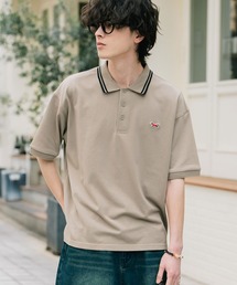 PENNEYS（ぺニーズ）の「PENNEYS 別注コラボFOXワッペン刺繍鹿の子半袖ポロシャツ（ポロシャツ）」