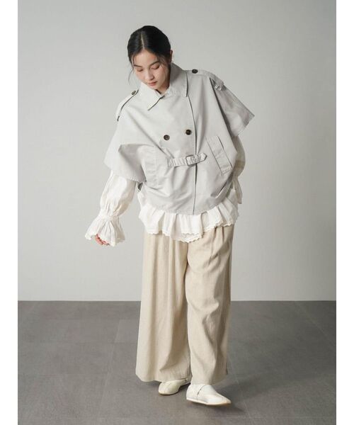 FIKA.（フィーカ）の「Trench cape jacket（その他アウター・レディース・ライトグレー/ベージュ・FREE）」の10枚目の写真