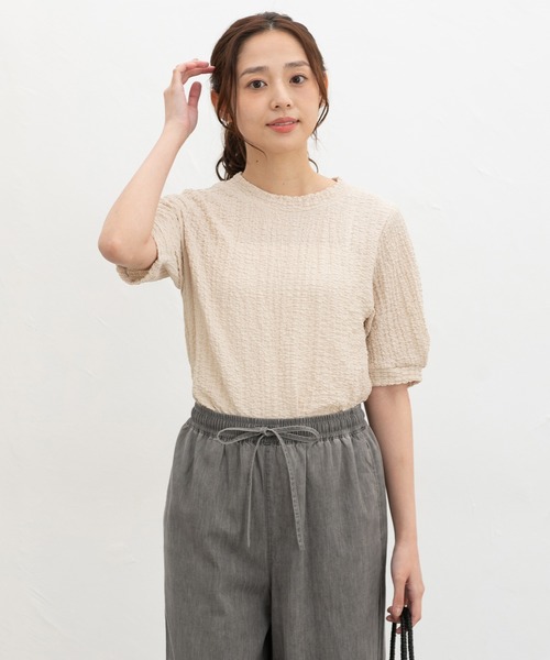Honeys(ハニーズ)の「【UVカット】ふんわり袖トップス(Tシャツ/カットソー・レディース・オフホワイト/ブラック/ライトベージュ/ブラウン/サックスブルー系1・L/LL/M/S)」の19枚目の写真