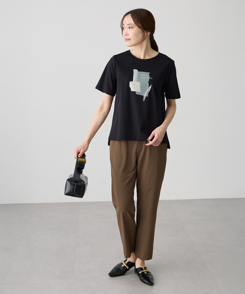A/C DESIGN BY ALPHA CUBIC(エーシーデザインバイアルファキュービック)の「グラフィックロゴTシャツ【すごツヤ・接触冷感・UVカット】(Tシャツ/カットソー・レディース・ライトグレー/オフホワイト/ブラック・M/L/LL/3L)」の10枚目の写真