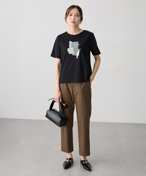 A/C DESIGN BY ALPHA CUBIC(エーシーデザインバイアルファキュービック)の「グラフィックロゴTシャツ【すごツヤ・接触冷感・UVカット】(Tシャツ/カットソー・レディース・ライトグレー/オフホワイト/ブラック・M/L/LL/3L)」の11枚目の写真