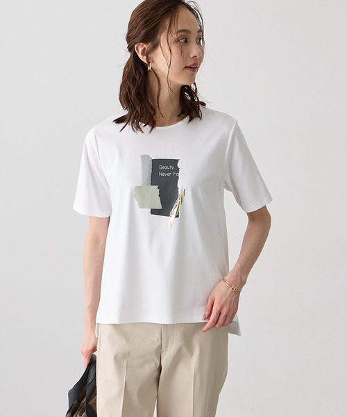 A/C DESIGN BY ALPHA CUBIC(エーシーデザインバイアルファキュービック)の「グラフィックロゴTシャツ【すごツヤ・接触冷感・UVカット】(Tシャツ/カットソー・レディース・ライトグレー/オフホワイト/ブラック・M/L/LL/3L)」の2枚目の写真