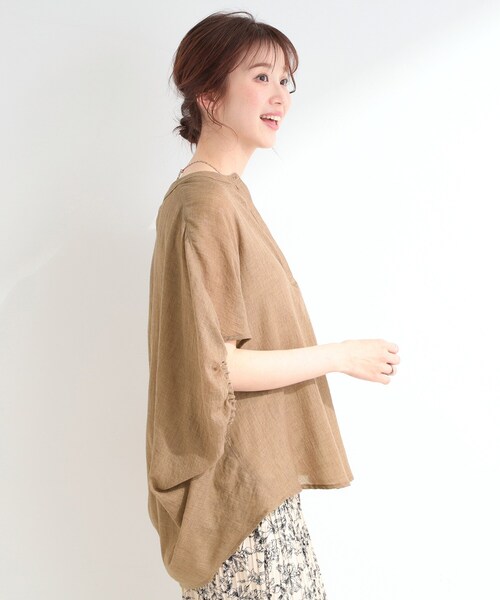 SHOO・LA・RUE(シューラルー)の「【体型カバー】バルーン風ゆるシャツブラウス(シャツ/ブラウス・レディース・ピンク系/ブラック/ブルー系その他/ブラウン系・00)」の10枚目の写真