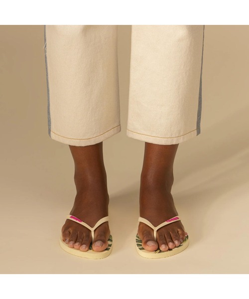 havaianas(ハワイアナス)の「SLIM SUMMER BLISS(サンダル・レディース・ベージュ系その他5/ライトブルー/サーモンピンク・25.5cm/24.5cm/23cm)」の4枚目の写真
