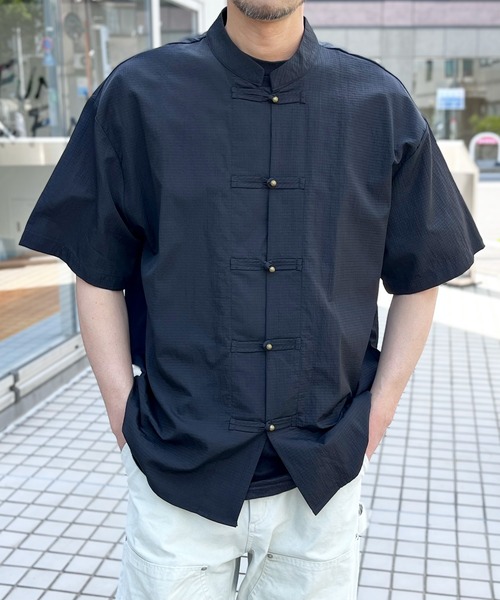 yield(イールド)の「【yield select】KUNG-FU SHIRT カンフーシャツ チャイナシャツ キレイめ 無地 半袖 シャツ(シャツ/ブラウス・メンズ・ブラック・M/L/XL/XXL/S)」の8枚目の写真