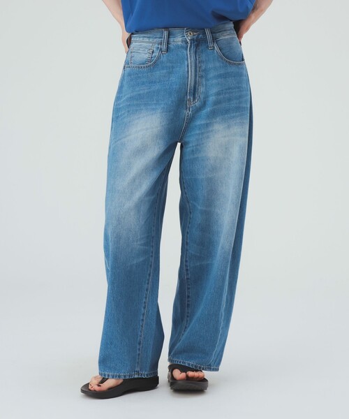 BEAMS HEART(ビームスハート)の「ソフト デニムパンツ(デニムパンツ・レディース・ブラック/ブルー・MEDIUM/SMALL)」の2枚目の写真
