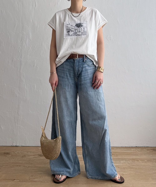 LBC(エルビーシー)の「冷感フレンチスリーブ刺繍Tシャツ(Tシャツ/カットソー・レディース・ホワイト/イエロー/チャコール/ブルー・M)」の8枚目の写真