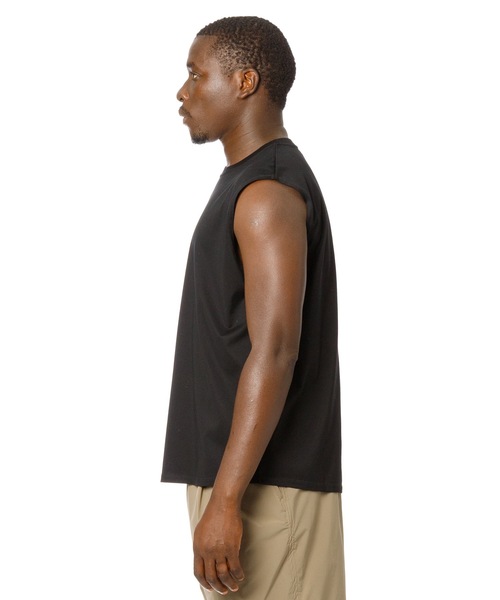 Sandinista(サンディニスタ)の「Cool Training Sleeveless Top / 接触冷感トレーニングスリーブレストップ(Tシャツ/カットソー・メンズ・ブラック/ホワイト/グリーン系その他/チャコール・SMALL/MEDIUM/LARGE)」の16枚目の写真