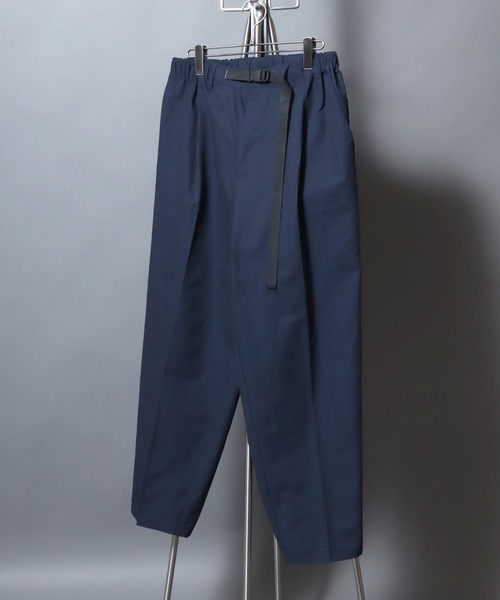 ANPAS(アンパス)の「Poly Seersucker Wide-Leg Pants / シアサッカーワイドパンツ 〈セットアップ対応〉クライミングイージーパンツ メンズ トラウザー(スラックス・メンズ・ブラック/ネイビー・LL/L/M)」の2枚目の写真