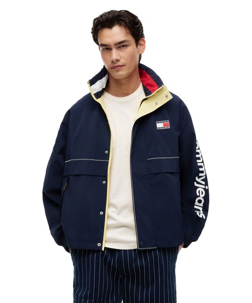 tommy jeans(トミー ジーンズ)の「ヘリテージセーリングジャケット(ナイロンジャケット・メンズ・マルチ・LARGE/MEDIUM/SMALL)」の1枚目の写真