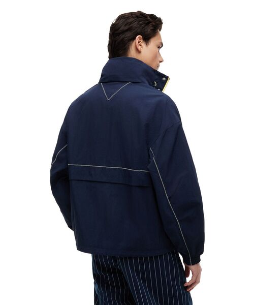 tommy jeans(トミー ジーンズ)の「ヘリテージセーリングジャケット(ナイロンジャケット・メンズ・マルチ・LARGE/MEDIUM/SMALL)」の2枚目の写真