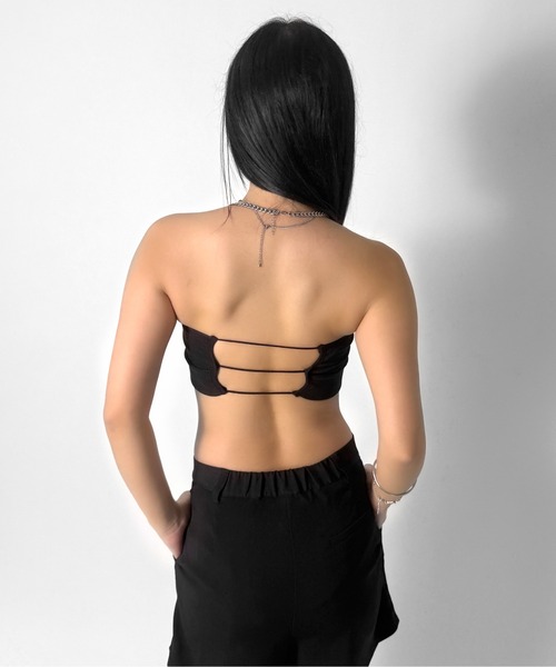 LVEU.(ラブユ.)の「【LVEU.】バックデザインカップベアトップ / トップス ベアトップ チューブトップ インナー カップ付き ブラトップ(チューブトップ・レディース・ブラック・FREE)」の3枚目の写真