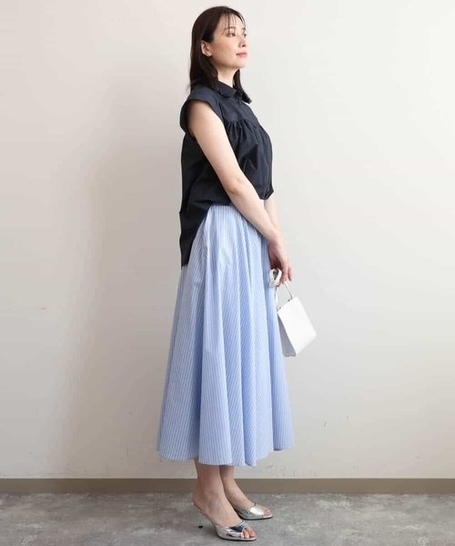 MK MICHEL KLEIN（エムケーミッシェルクラン）の「[洗える]フリルネックデザインコットン混シャツブラウス（シャツ/ブラウス・レディース・ライトグリーン/ホワイト/ネイビー・38）」の8枚目の写真