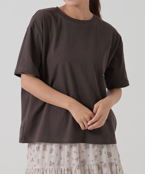 HEART MARKET(ハートマーケット)の「ワイドなTEE(Tシャツ/カットソー・レディース・ダークブラウン/ブラック/チャコール/グレイッシュベージュ/モカ/ホワイト/キャメル・SMALL/MEDIUM/LARGE)」の3枚目の写真