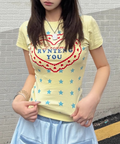LAC-VERT(ラック・ヴェール)の「スター柄プリントTシャツ(Tシャツ/カットソー・レディース・ホワイト/イエロー・FREE)」の1枚目の写真