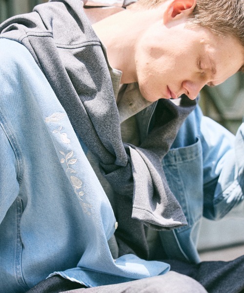 rehacer(レアセル)の「rehacer : Denim Daily Loose Shirt / デニム デイリー ルーズ シャツ(シャツ/ブラウス・メンズ・ライトインディゴブルー・MEDIUM/LARGE/X-LARGE/SMALL)」の14枚目の写真