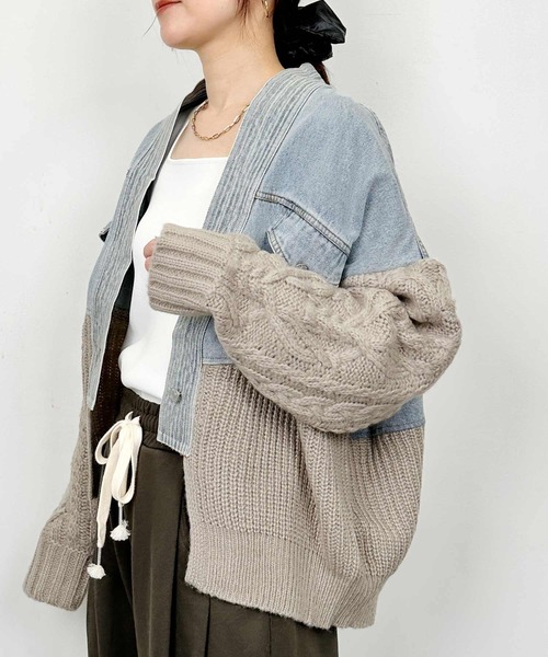 LUGIVA(ルギヴァ)の「デニム×ニットドッキングカーディガン(カーディガン/ボレロ・レディース・ブラック/ベージュ/ブルー・M)」の3枚目の写真