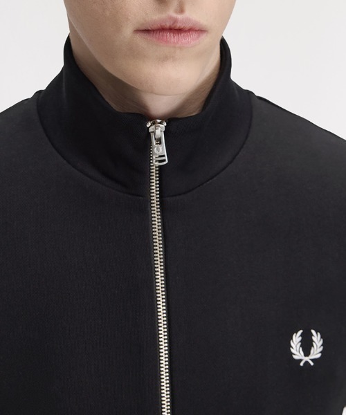 FRED PERRY（フレッドペリー）の「Zip Through Sweatshirt／ジップスルースウェット（スウェット・メンズ・ブラック/グレー/ベージュ・S/M/L）」の10枚目の写真