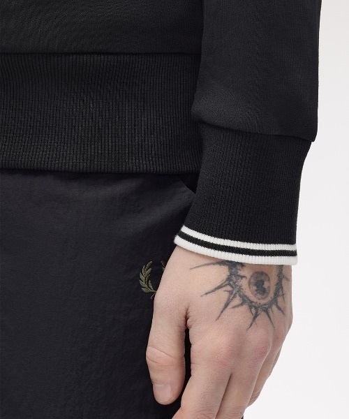 FRED PERRY（フレッドペリー）の「Zip Through Sweatshirt／ジップスルースウェット（スウェット・メンズ・ブラック/グレー/ベージュ・S/M/L）」の11枚目の写真