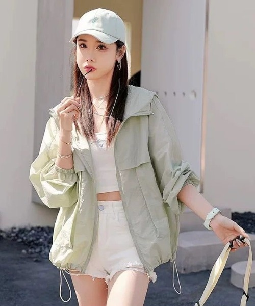 gossip！ロサンゼルス（ゴシップロサンゼルス）の「パーカータイプルーズシアーUVカットパーカージャケット（ブルゾン・レディース・ライトグリーン/イエロー/ラベンダー/ホワイト・XL/2XL/M/L）」の13枚目の写真
