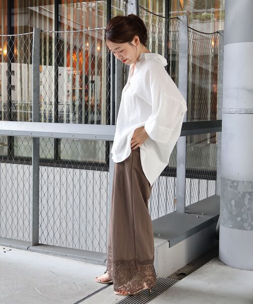 le.coeur blanc(ルクールブラン)の「裾レースドッキングパンツ(その他パンツ・レディース・ブラック/ブラウン・38)」の13枚目の写真