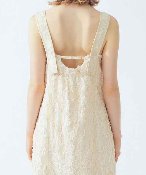Ray BEAMS(レイビームス)の「ジャカード ティアード キャミ ワンピース(ワンピース・レディース・ブラック/アイボリー・ONE SIZE)」の8枚目の写真