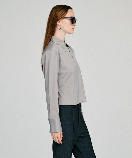PRANK PROJECT(プランクプロジェクト)の「【2026Autumn Pre-Order】ショルダーパッドハイストレッチブロードシャツ / Shoulder Pad High-Stretch Broadcloth Shirt(シャツ/ブラウス・レディース・サックスブルー/グレー/ホワイト・FREE)」の14枚目の写真