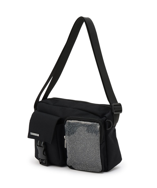 LOVETOXIC(ラブトキシック)の「【LTXC】クリアラメポケットショルダー(バックパック/リュック・キッズ・ブラック・F)」の8枚目の写真