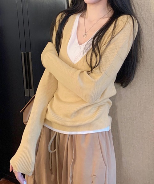 PRIVATE BEACH(プライベートビーチ)の「Vネックレイヤード風ニットトップス(ニット/セーター・レディース・ライトベージュ/ブラック/グレー・FREE)」の14枚目の写真