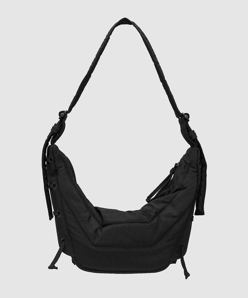 LEMAIRE(ルメール)の「SMALL SOFT GAME BAG(ショルダーバッグ・メンズ・グレー/ブラウン系その他/ブラック系その他・ONE SIZE)」の4枚目の写真
