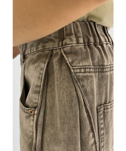 marjour（マージュール）の「10OZ SIDE PANEL WIDE DENIM（デニムパンツ・レディース・ブルー/モカ・M）」の6枚目の写真