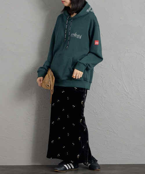 別注 帽兜刺繡標誌連帽上衣