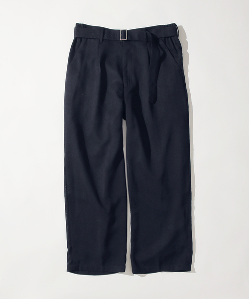 B.C STOCK(ベーセーストック)の「ユーティリティベルテッドスラックス(その他パンツ・メンズ・ベージュ/ネイビー/ブラック・LARGE/MEDIUM)」の3枚目の写真
