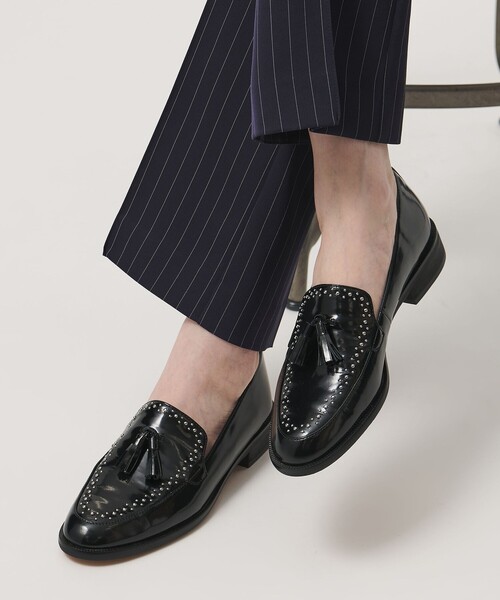 UNITED ARROWS（ユナイテッドアローズ）の「スタッズ タッセル ローファー（ローファー・レディース・ブラック・35/35h/36/36h/37/37h/38）」の3枚目の写真