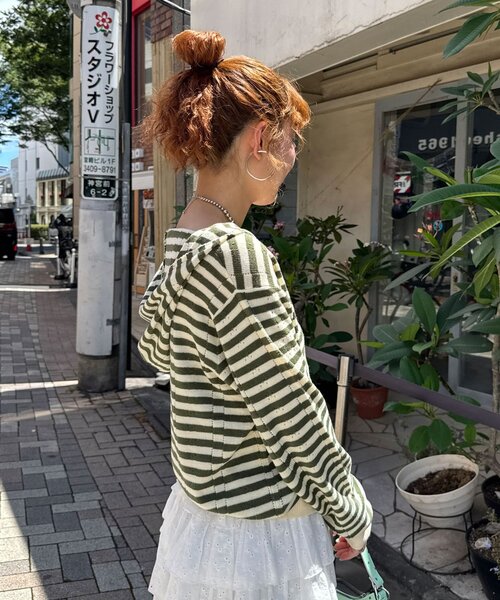 CIAOPANIC(チャオパニック)の「透かし編み星チャームダブルジップニットパーカー(パーカー・レディース・イエロー/ピンク/グレー/サックスブルー/アイボリー・ONE SIZE)」の15枚目の写真